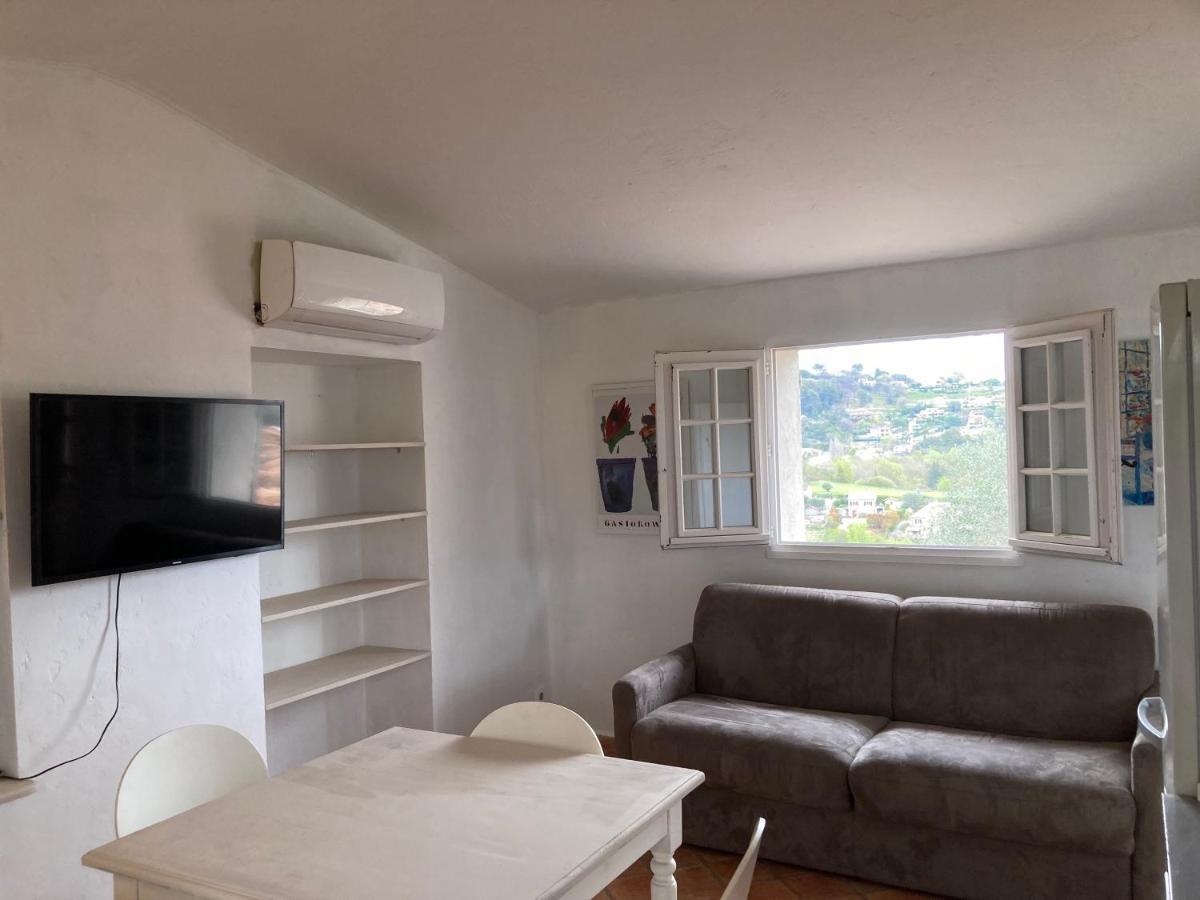 Appartement De Charme Au Calme Parking Gratuit ラ・コル・シュル・ルー エクステリア 写真